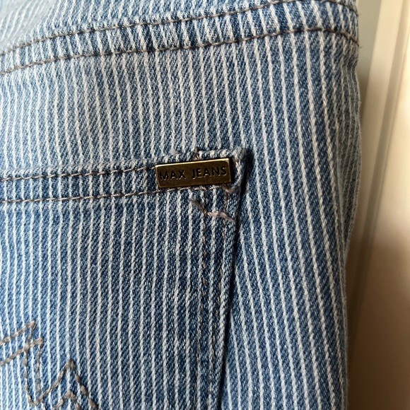 🍓2 for $13 MAX JEANS Mid Rise Soft Blue Denim with White Stripes - Size 4 - Picture 5 of 6